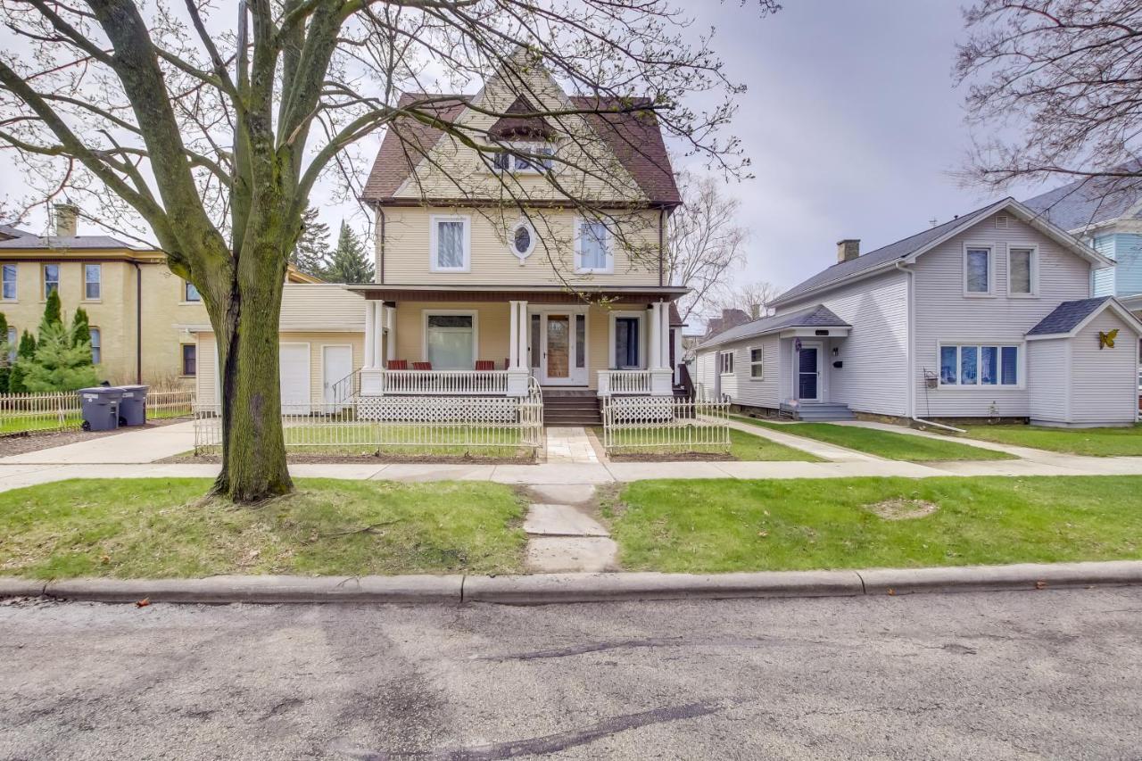Updated Sheboygan Home With Porch Less Than 1 Mi To Beach Kültér fotó