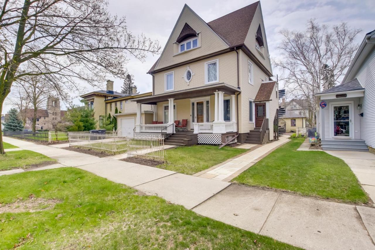 Updated Sheboygan Home With Porch Less Than 1 Mi To Beach Kültér fotó