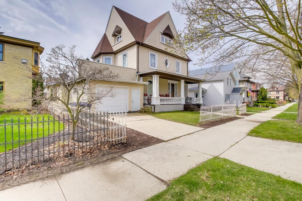 Updated Sheboygan Home With Porch Less Than 1 Mi To Beach Kültér fotó
